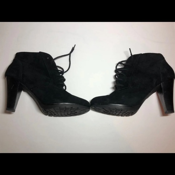 Heeled Ankle Booties Lace Up Combat Sole - Picture 2 of 8